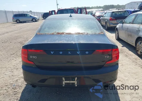 2018 Volvo S90 T5 Momentum z USA, uszkodzony, nr VIN LVY982AK9JP004920